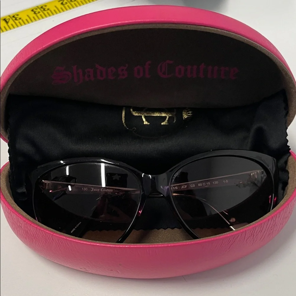 Juicy Couture Black Sunglasses with Pink Case - Picture 1 of 5